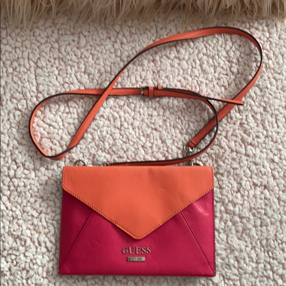 Authentic Guess Purse - Picture 2 of 9